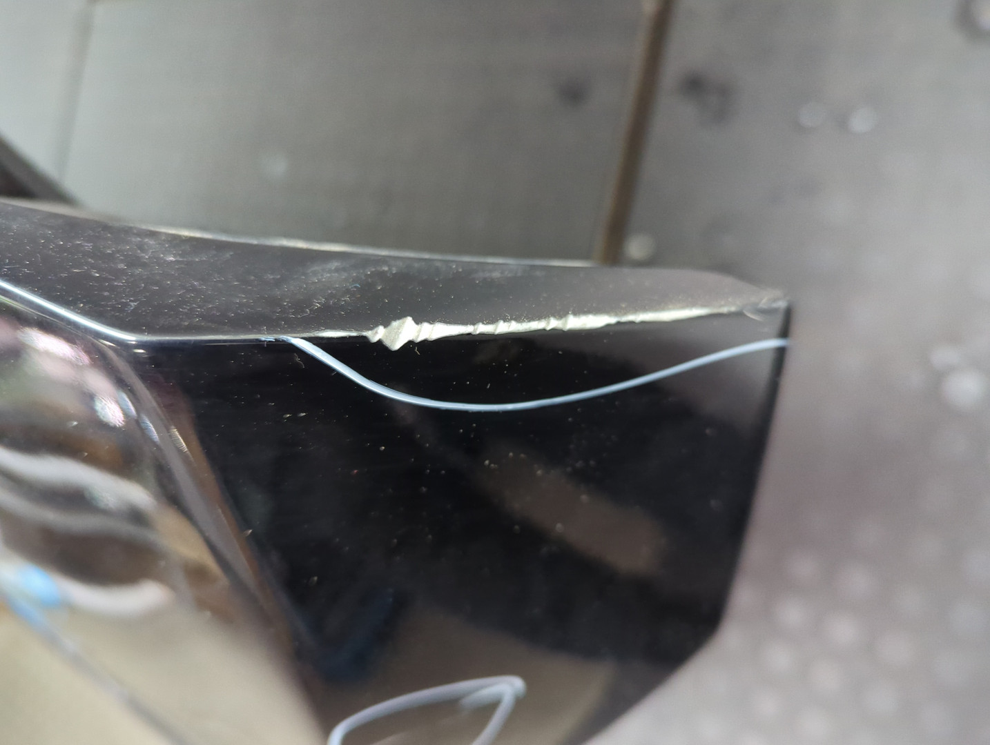 Дверь багажника