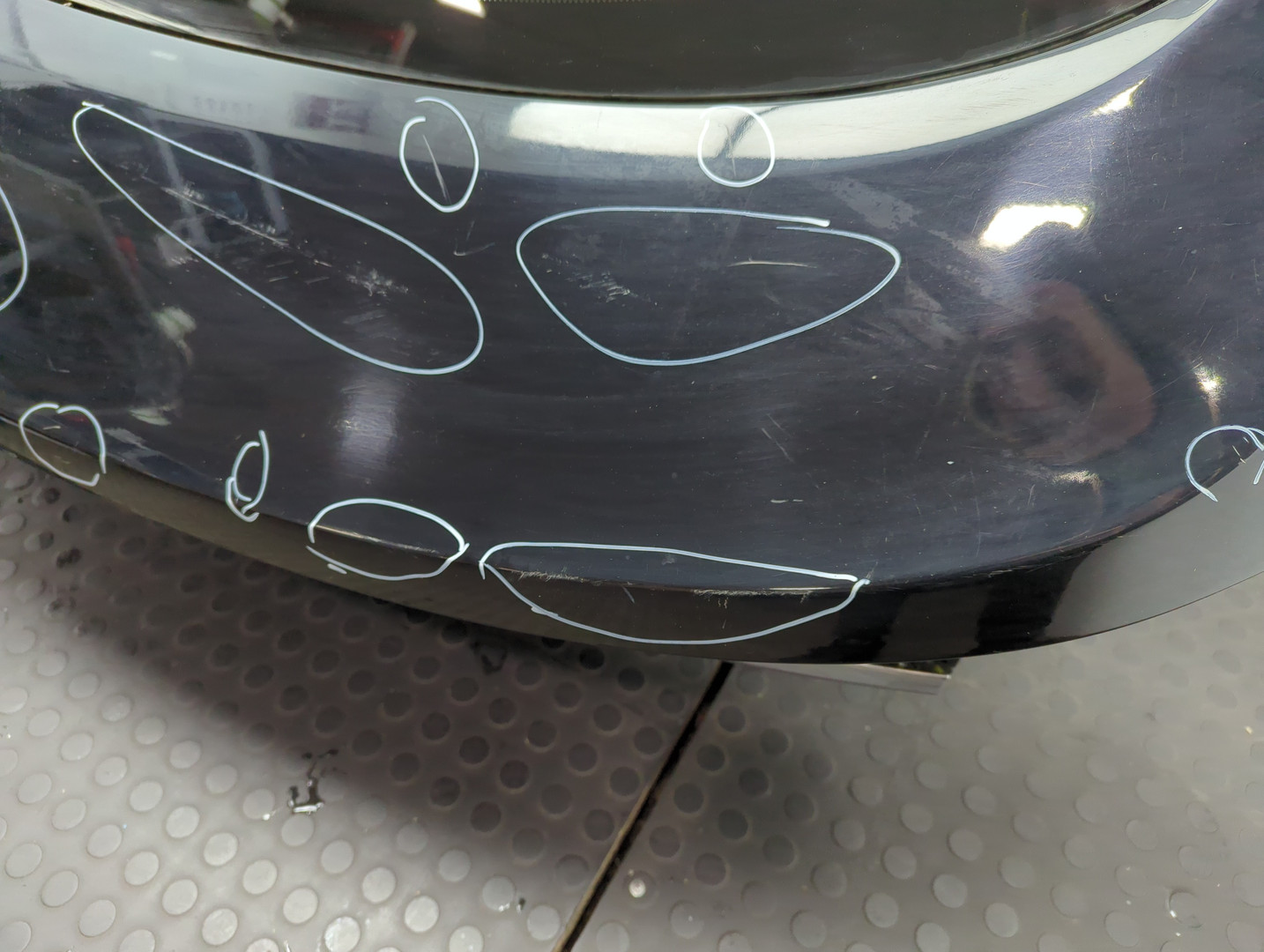 Дверь багажника