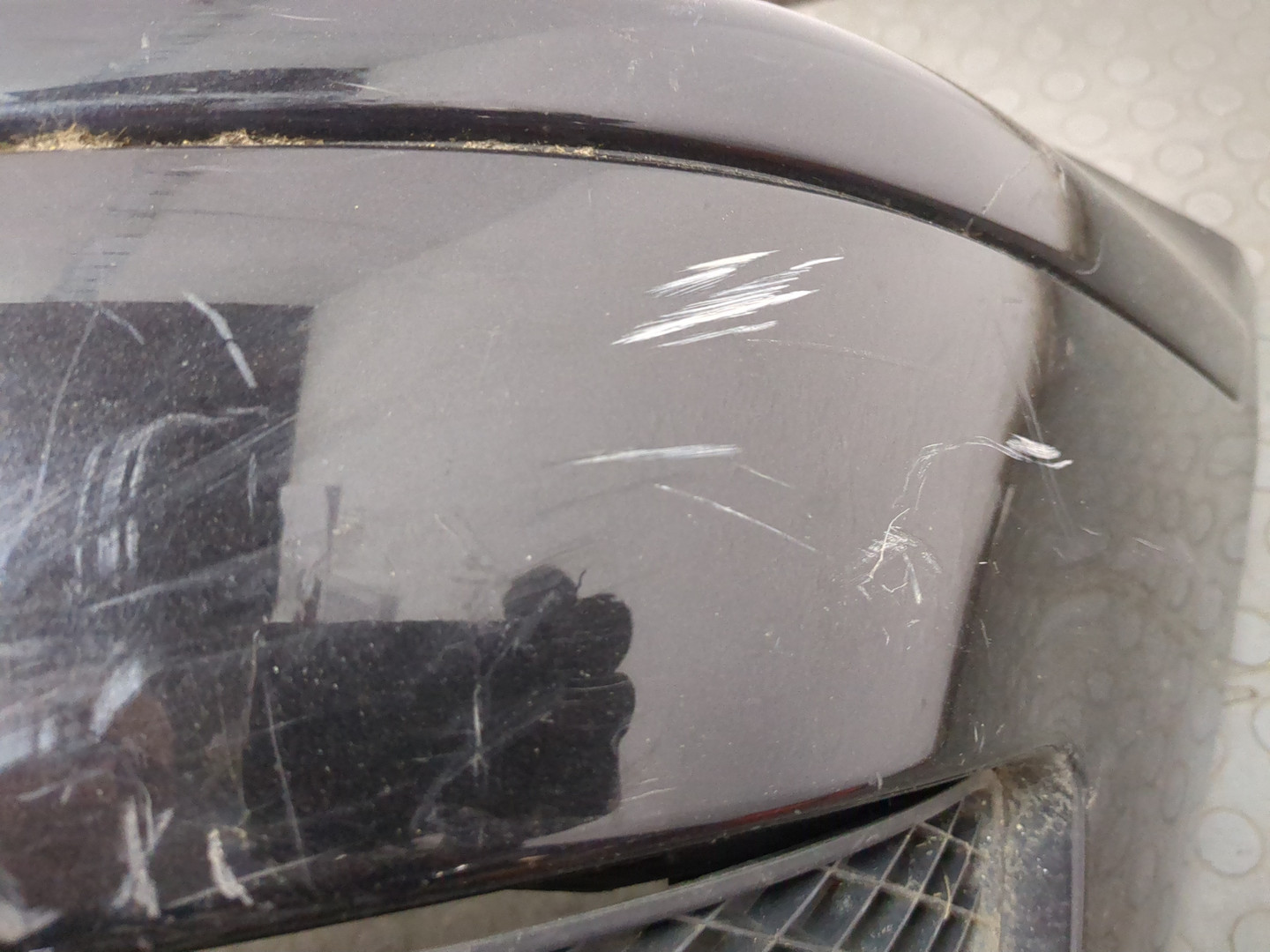 Бампер передний