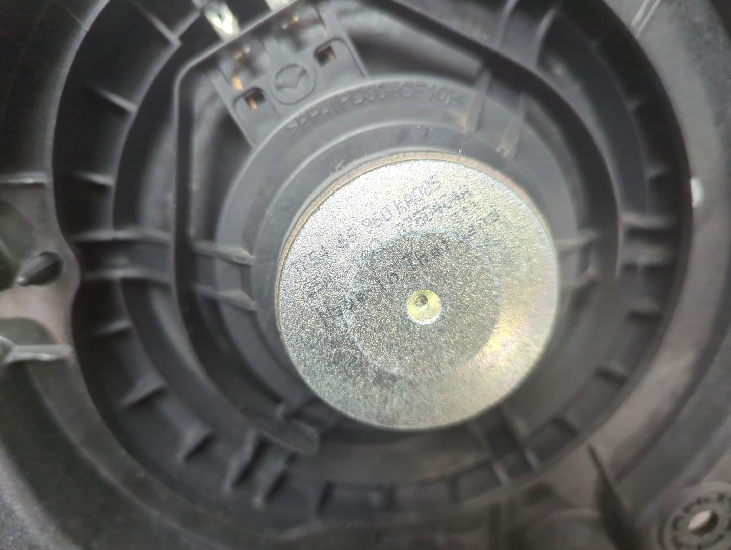 Стеклоподъемник электр. передний правый