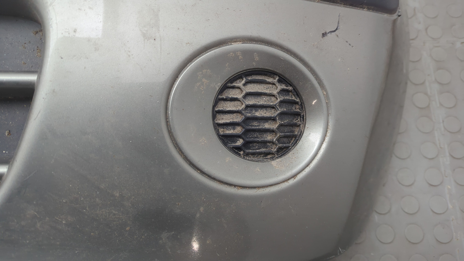 Бампер передний