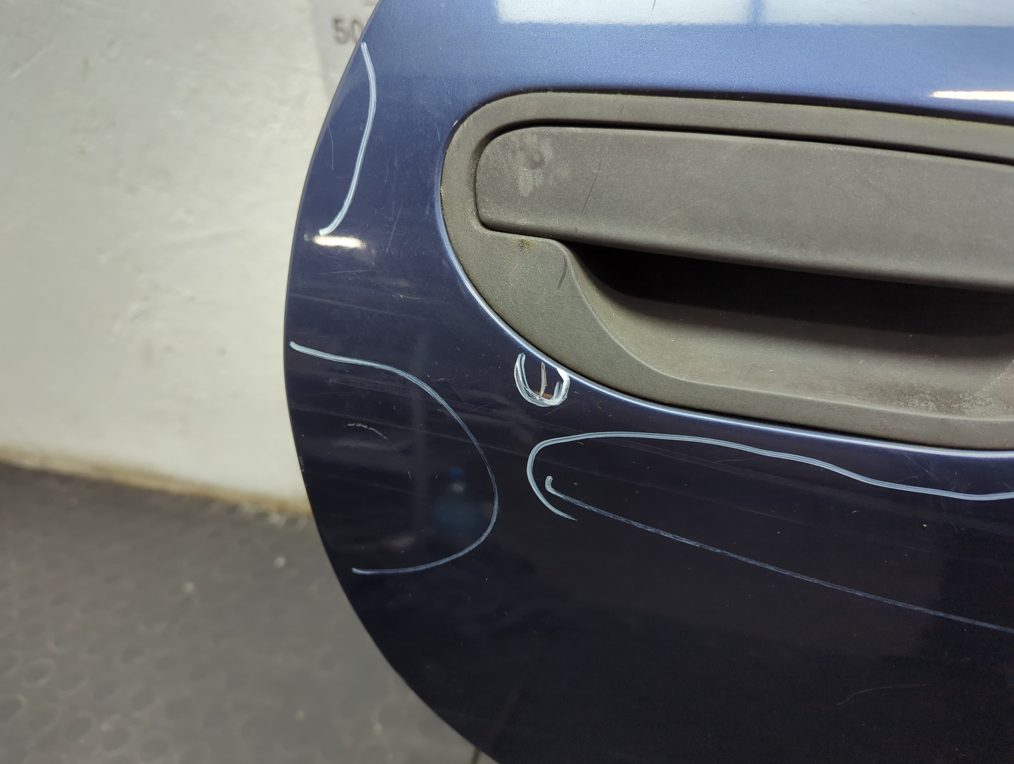 Дверь задняя правая