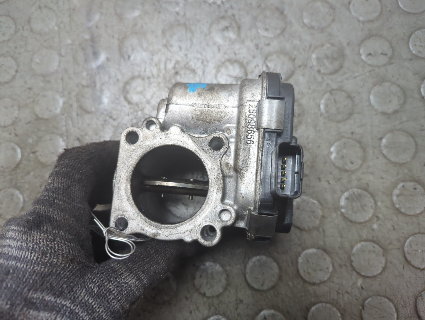 Заслонка дроссельная электрическая