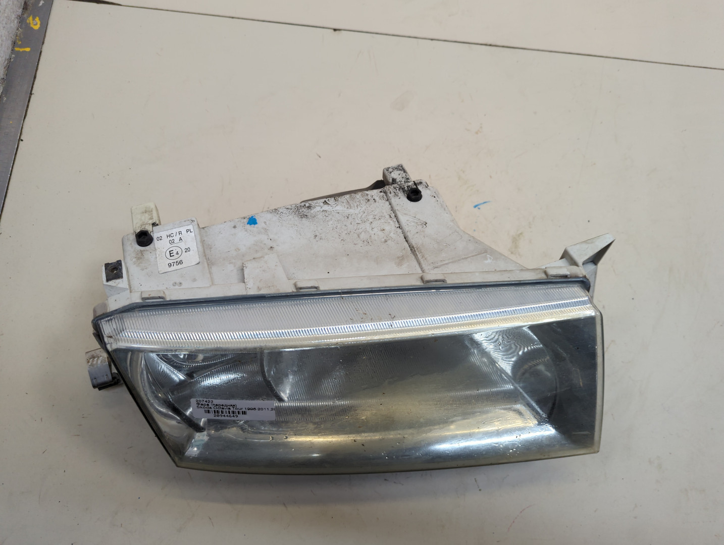 Фара правая