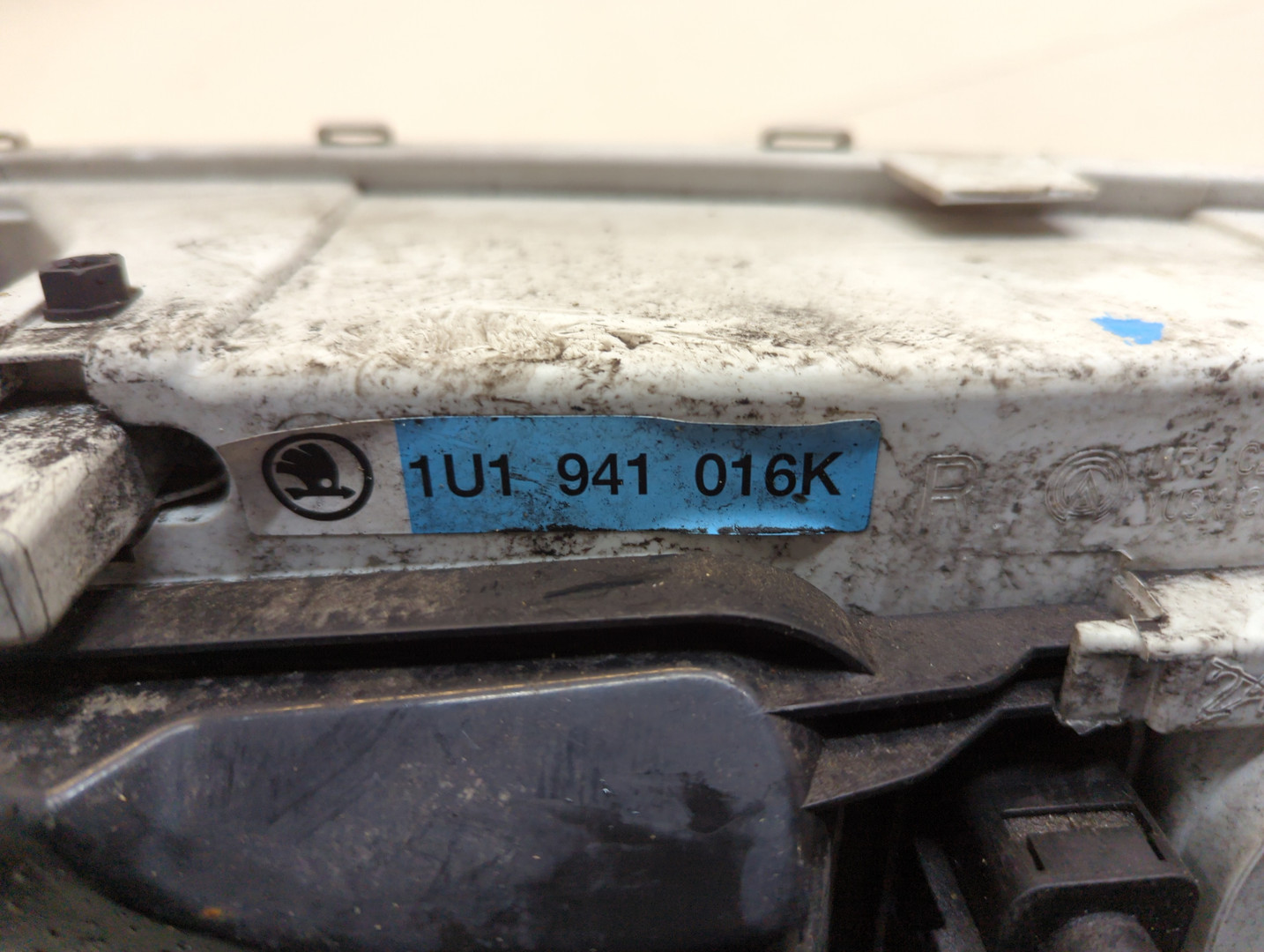 Фара правая