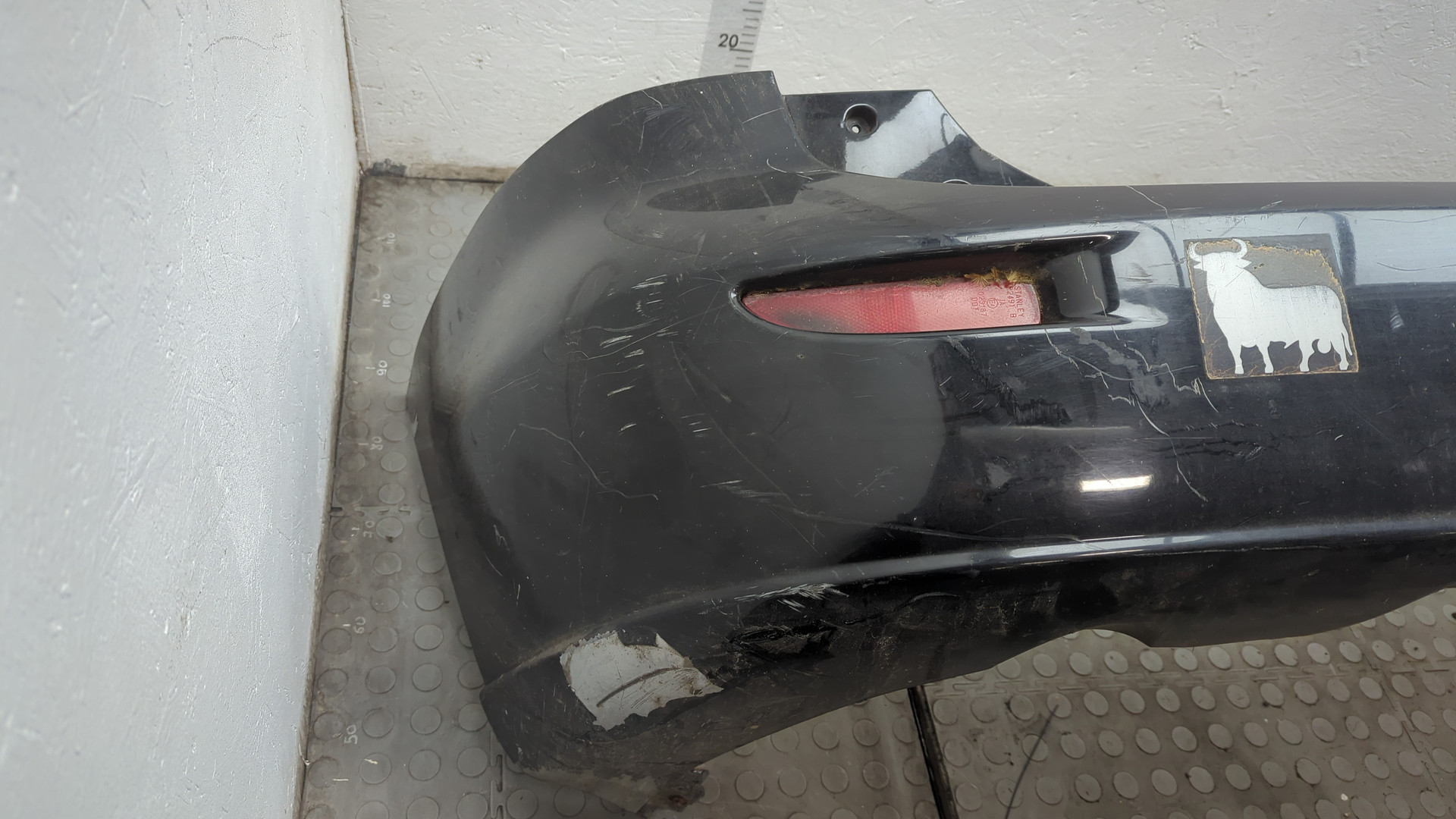 Бампер задний