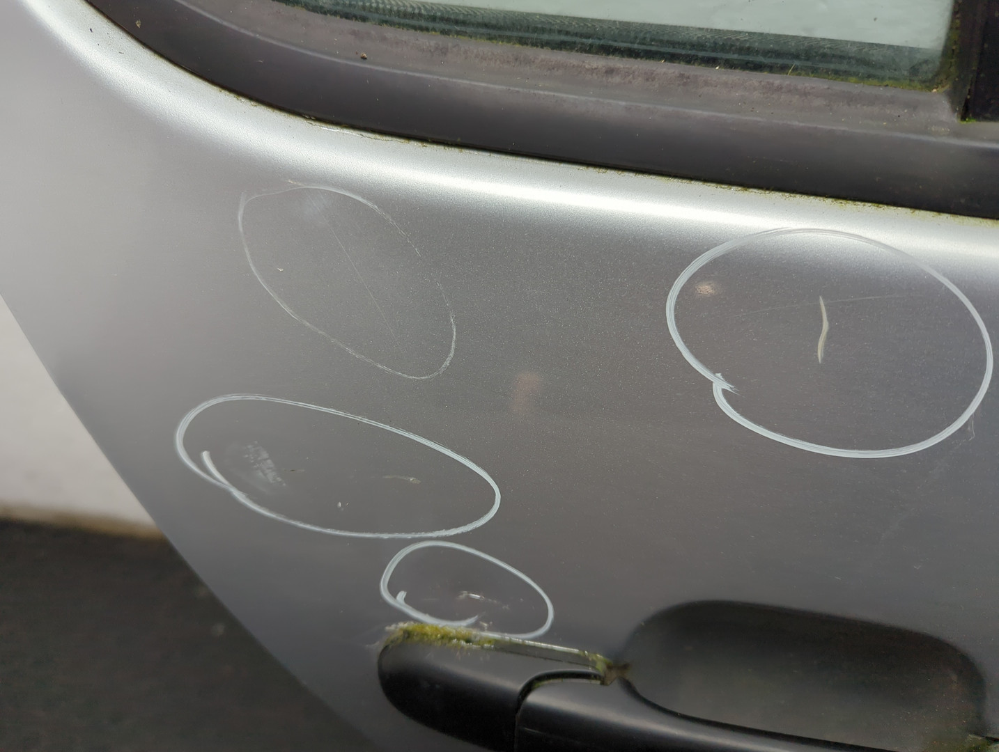 Дверь задняя правая