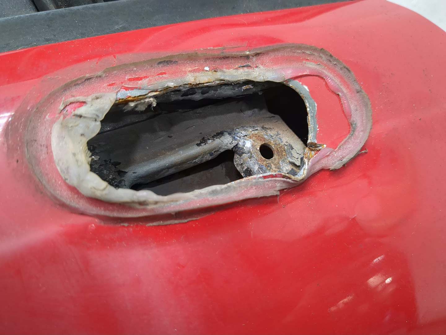 Дверь передняя правая