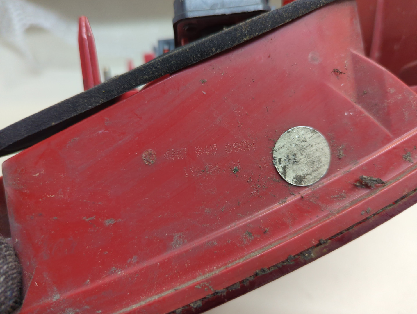 Фонарь задний левый