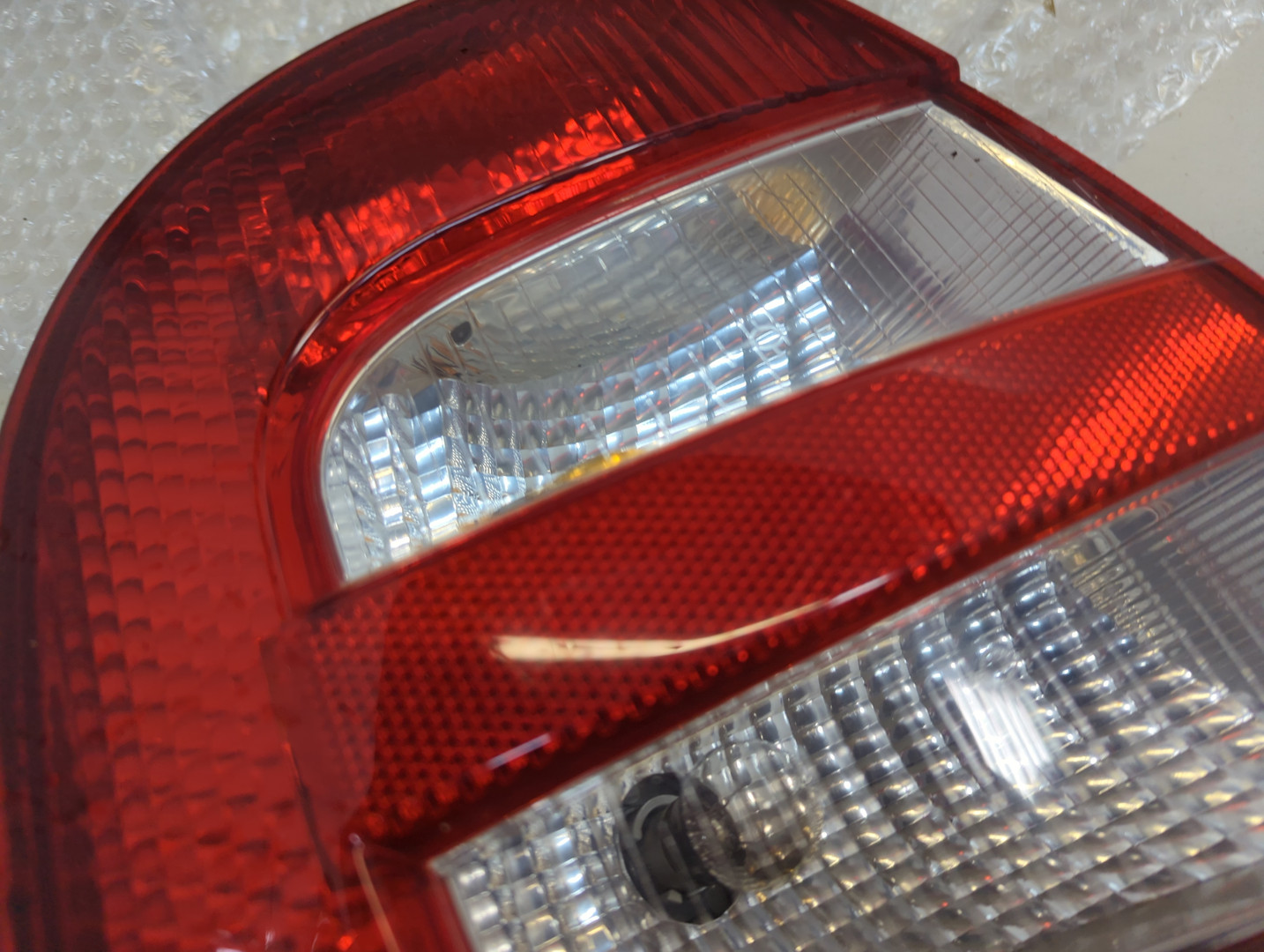 Фонарь задний левый