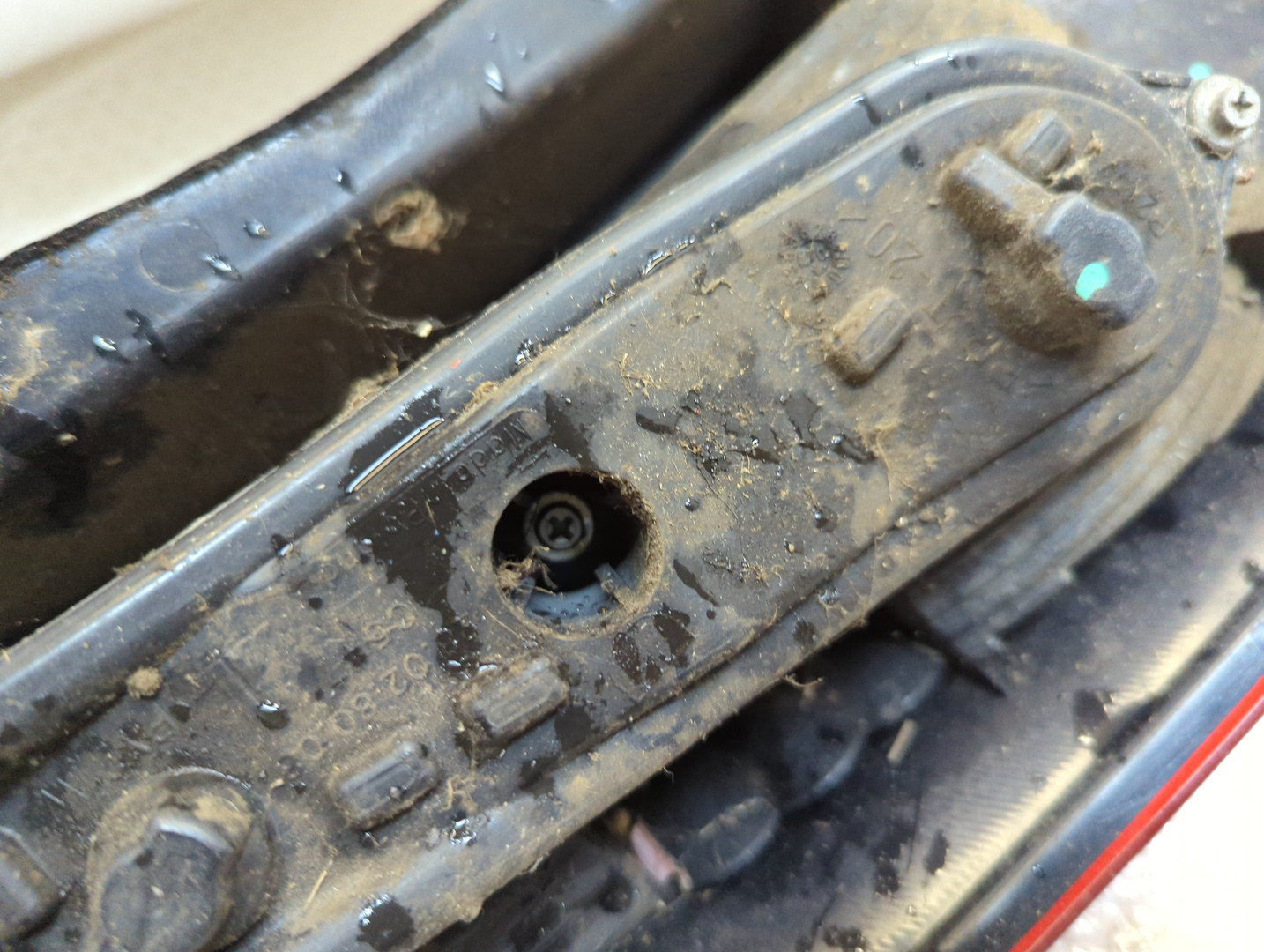 Фонарь задний правый