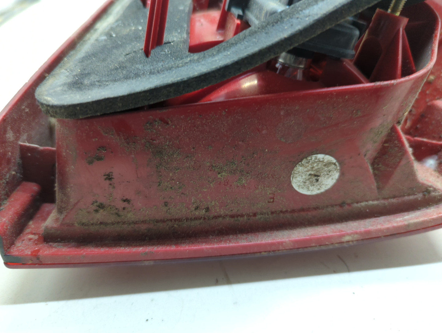 Фонарь задний левый