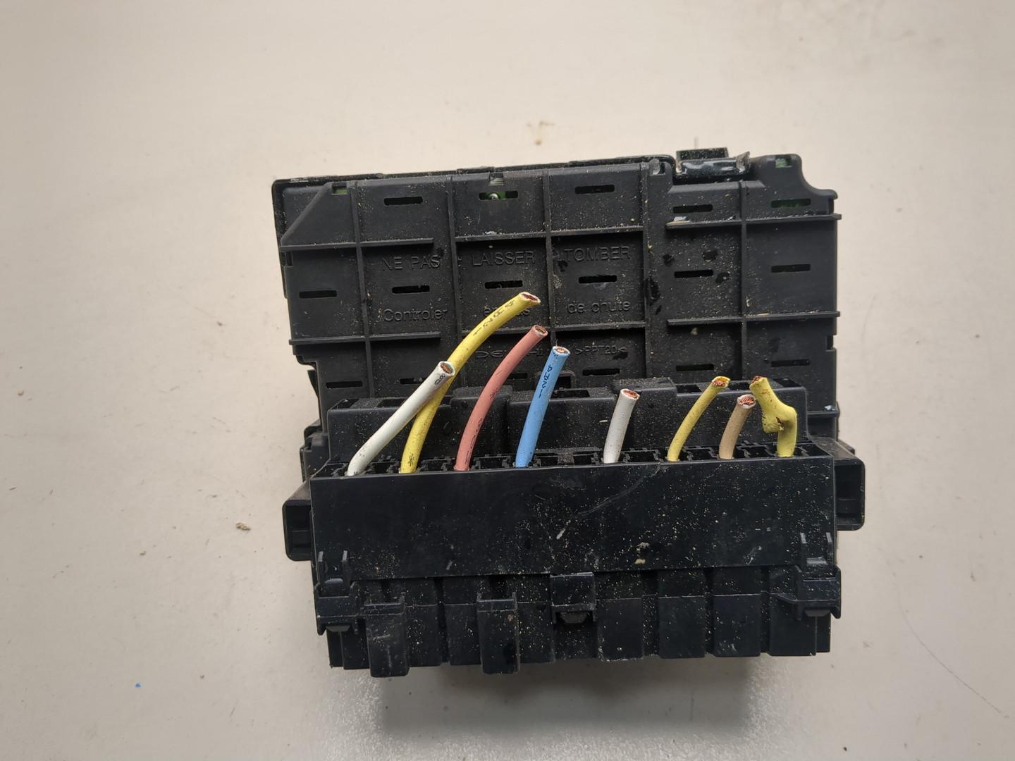 Блок предохранителей