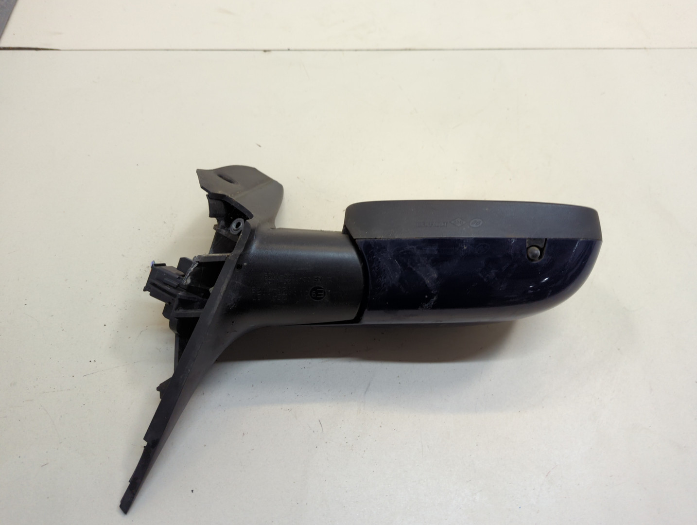 Зеркало правое электрическое