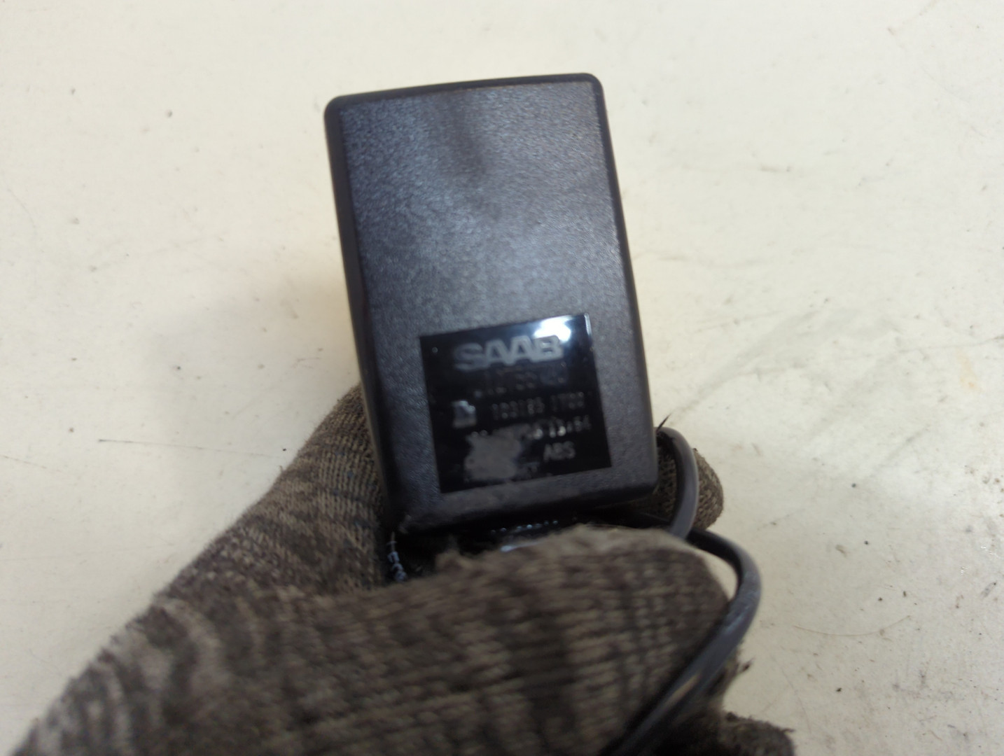 Ответная часть ремня безопасности