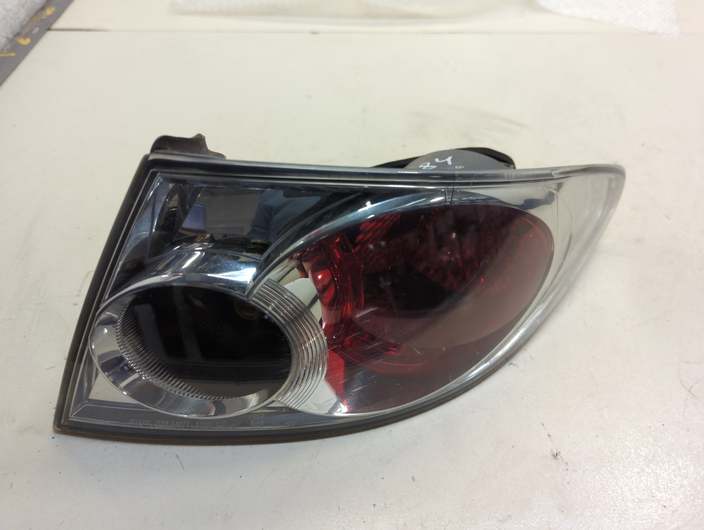 Фонарь задний правый