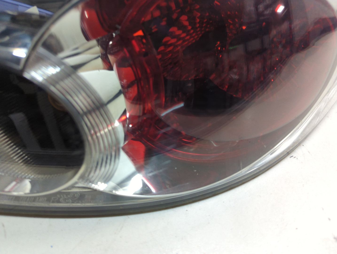 Фонарь задний правый