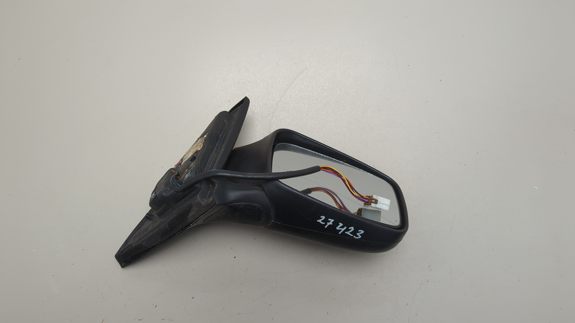 Зеркало правое электрическое