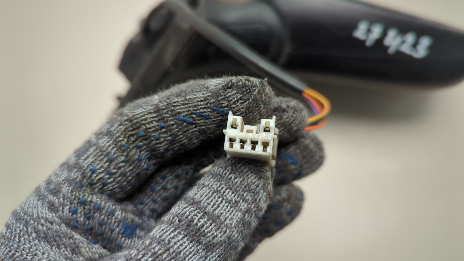 Зеркало правое электрическое