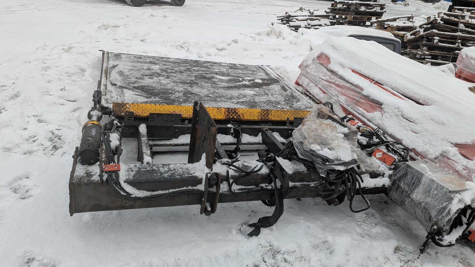 Панель заднего борта