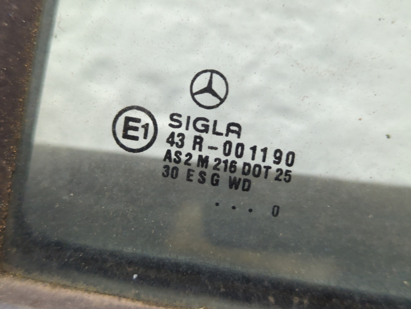 Дверь задняя левая