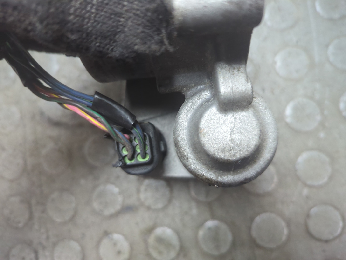 Заслонка дроссельная электрическая