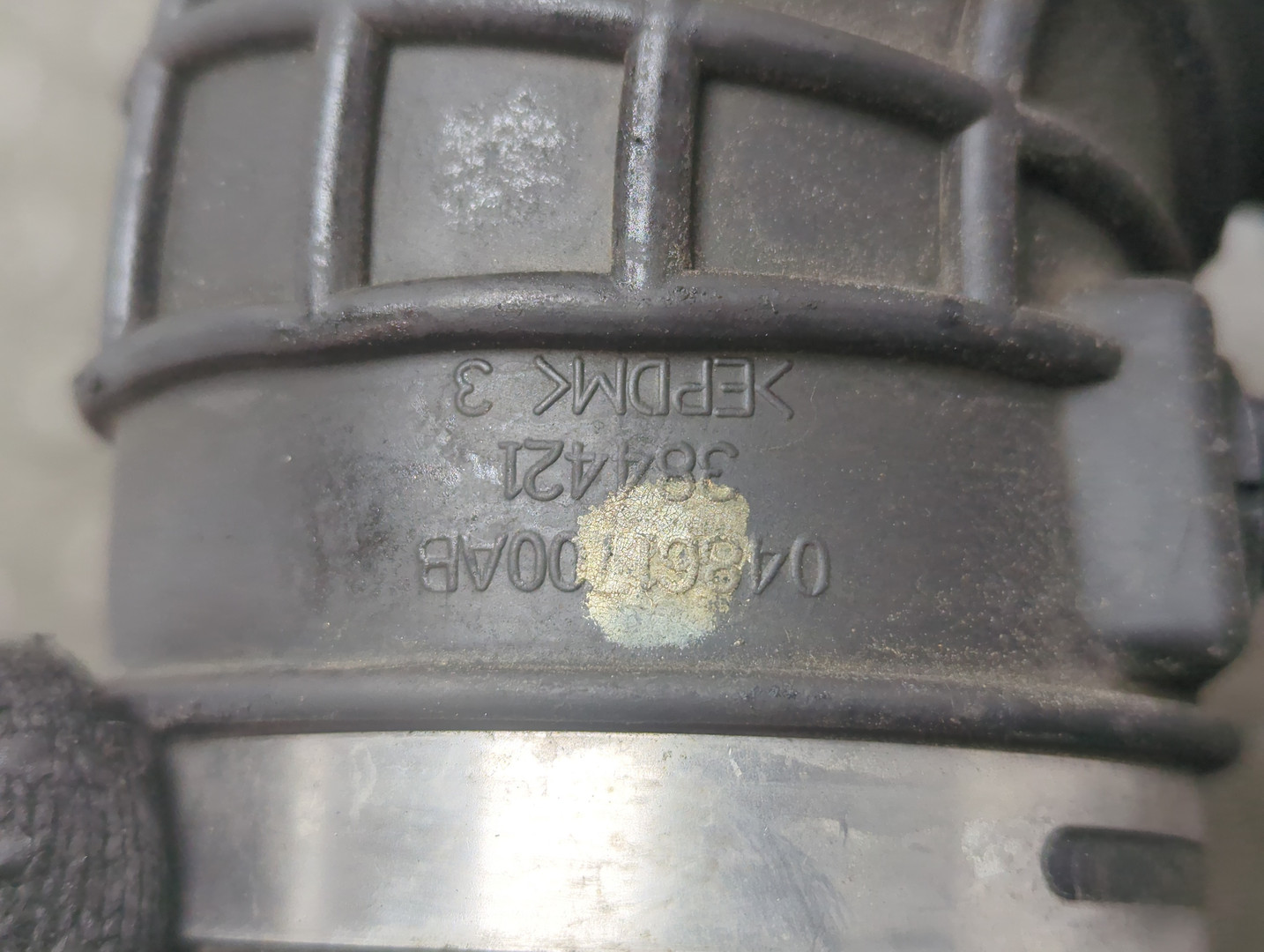 Патрубок воздушного фильтра