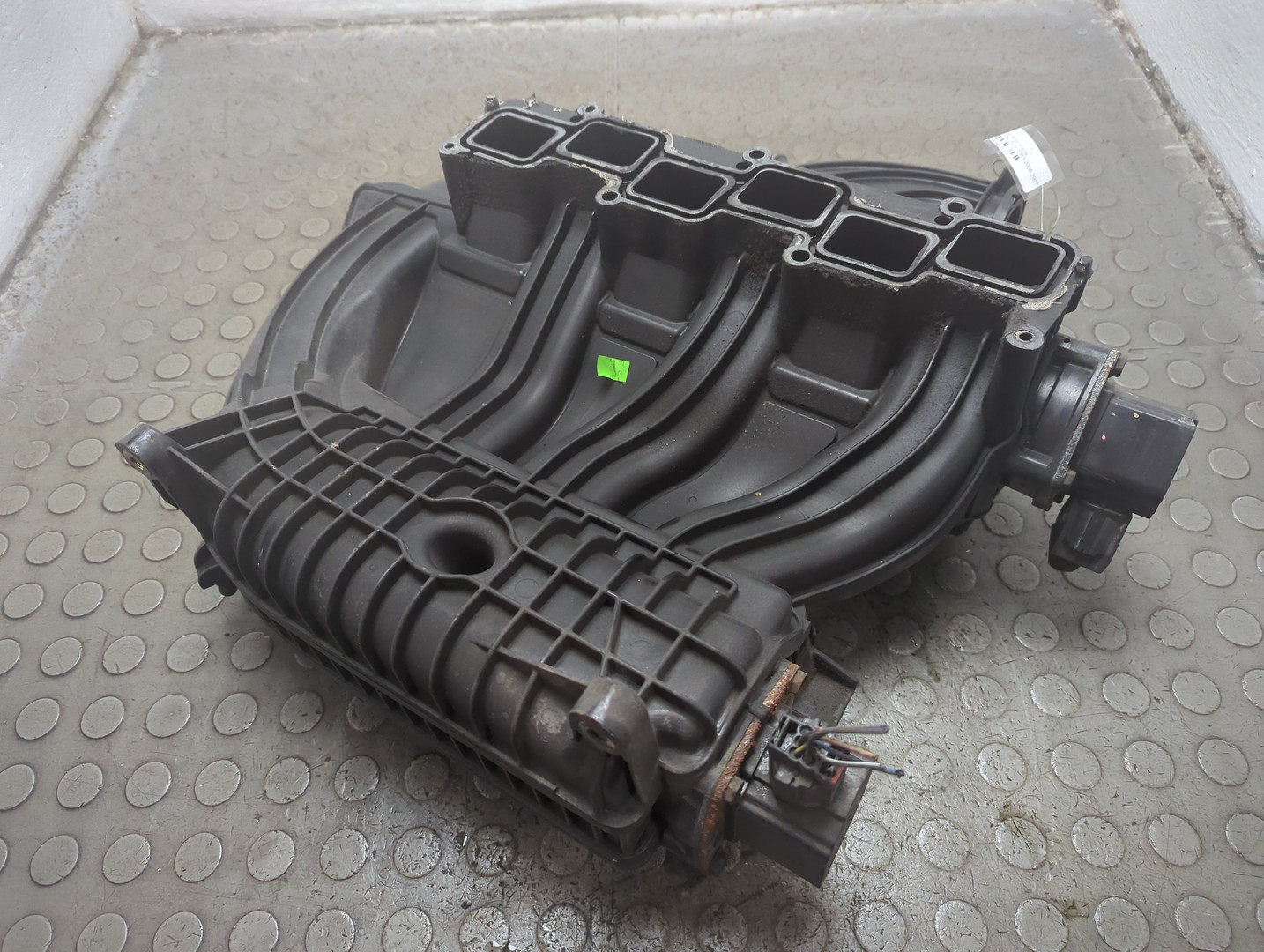 Коллектор впускной