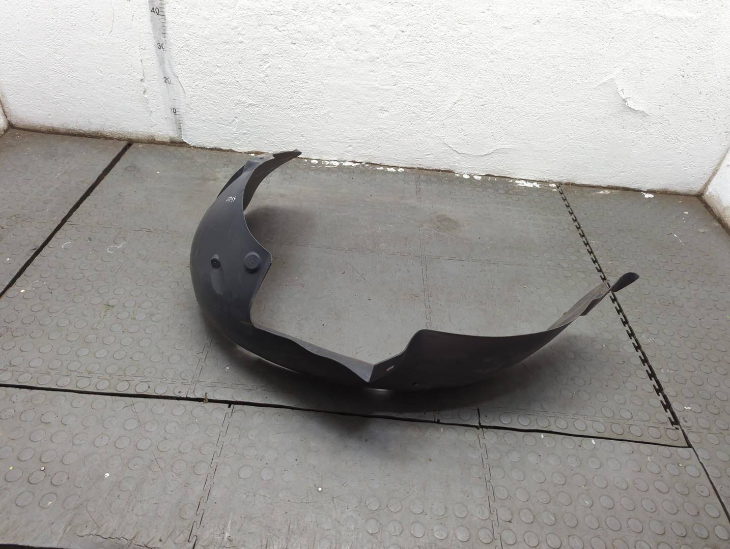 Локер передний левый