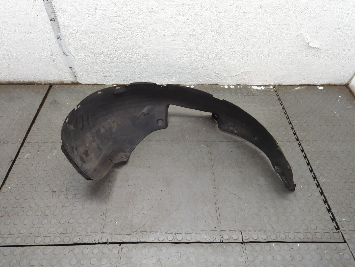 Локер передний левый