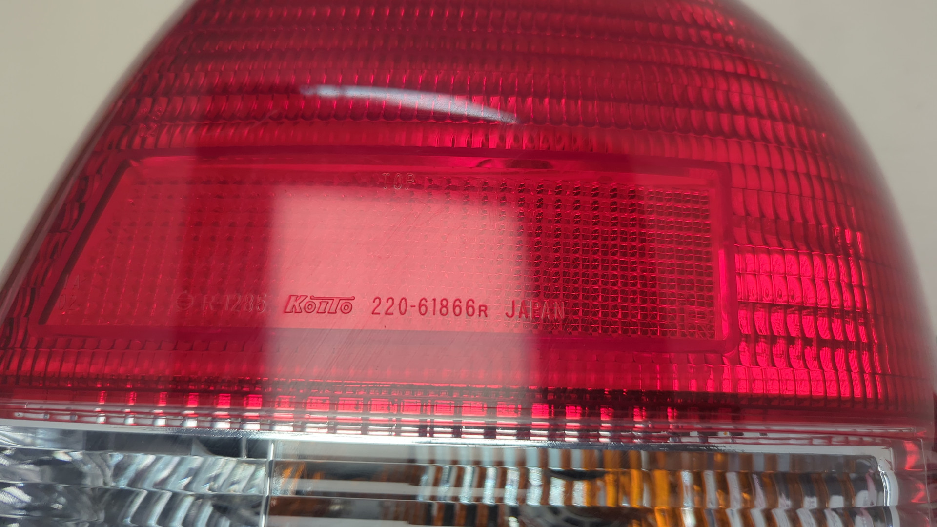 Фонарь задний правый