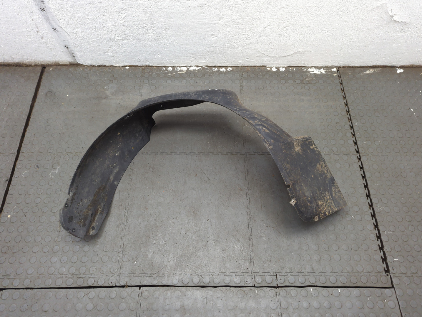 Локер передний правый