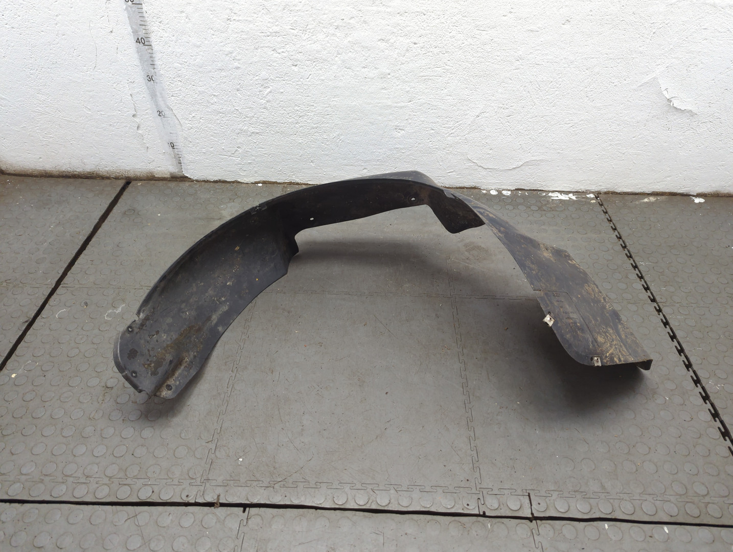 Локер передний правый