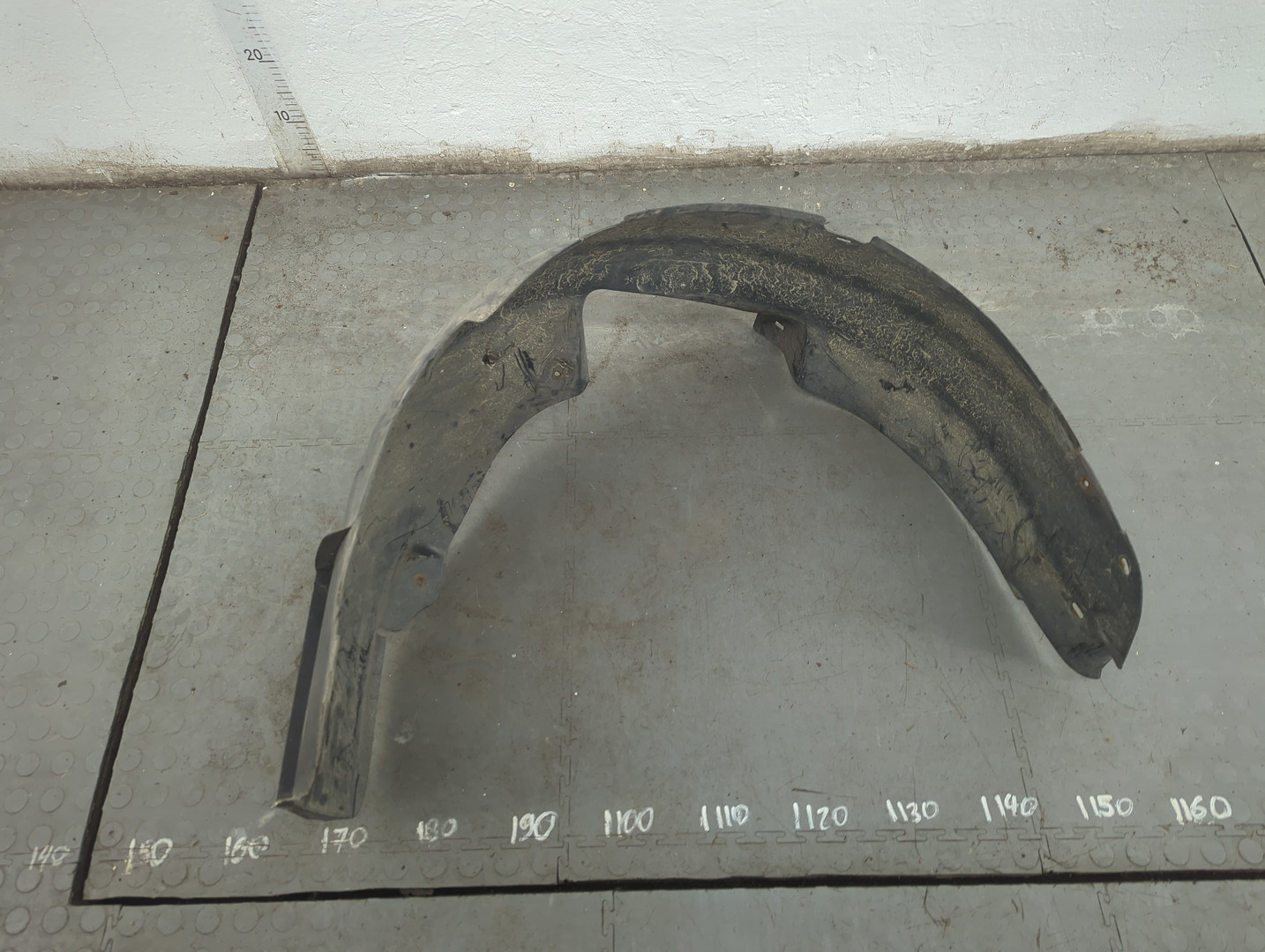 Локер передний левый