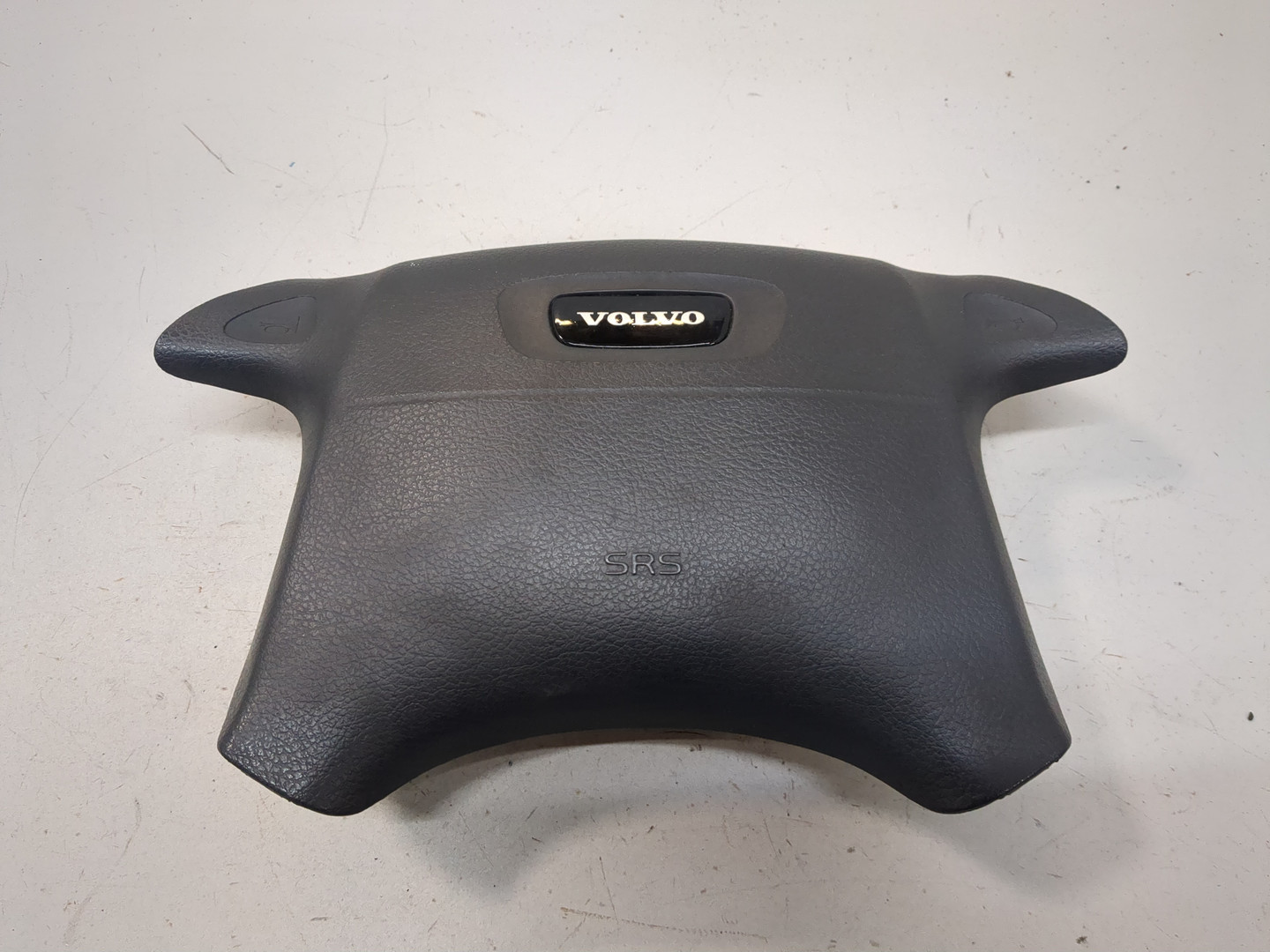 Подушка безопасности в рулевое колесо