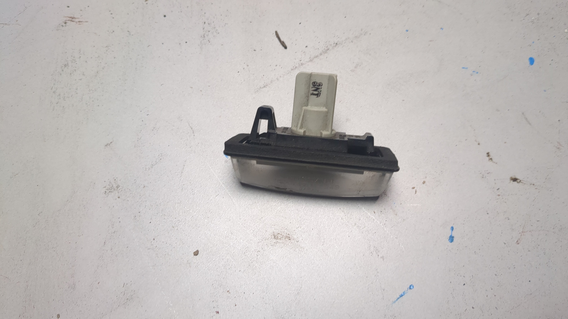 Фонарь подсветки номера