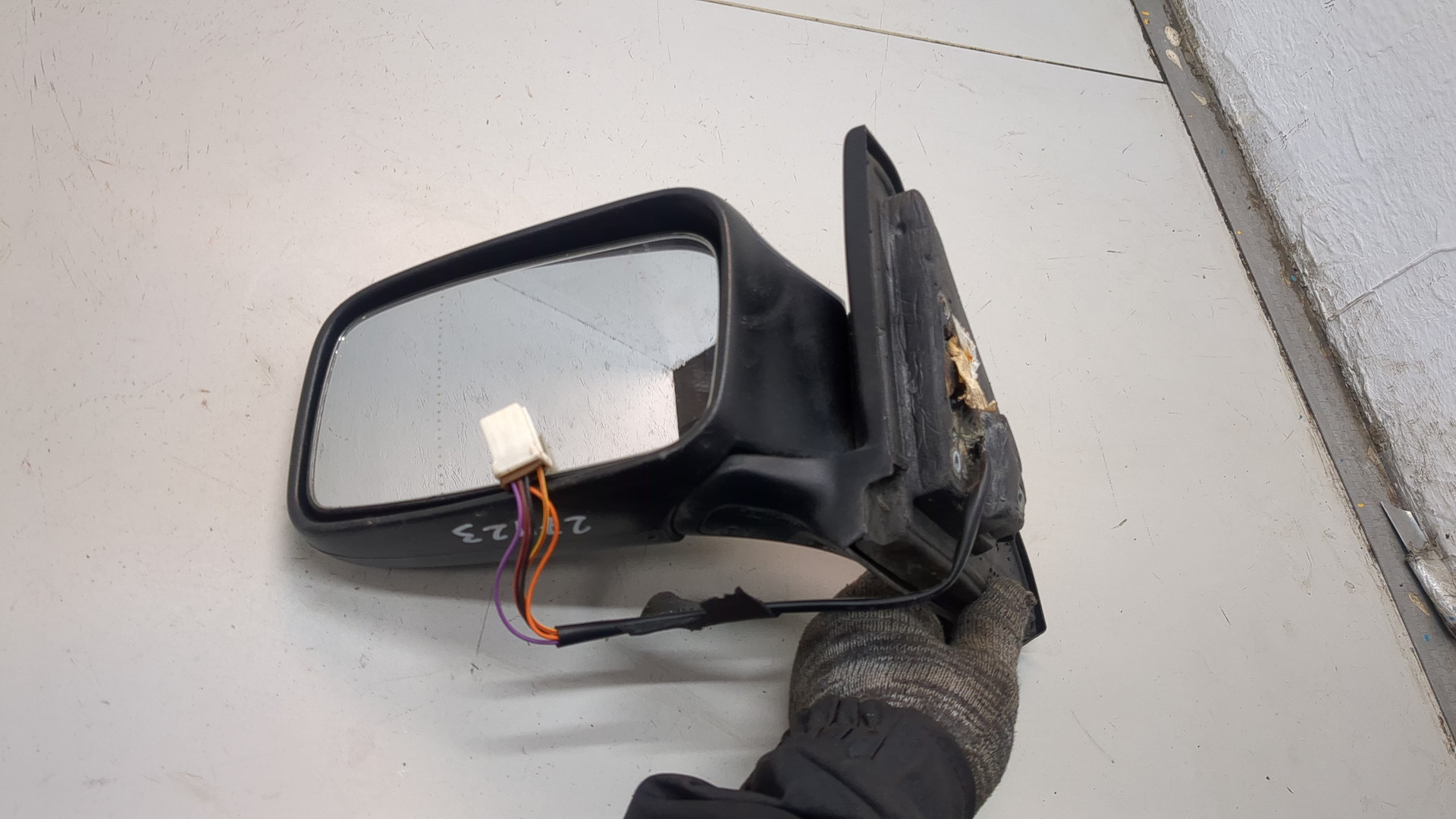 Зеркало левое электрическое