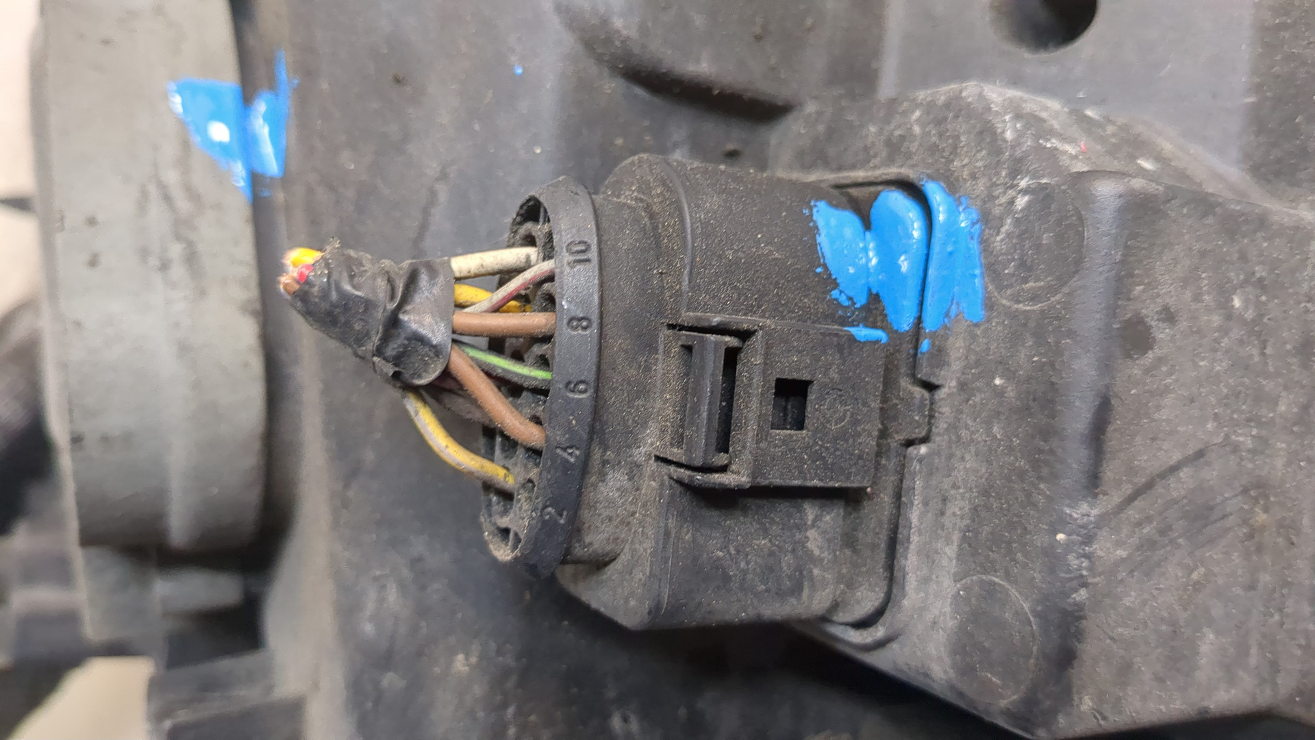 Фара правая