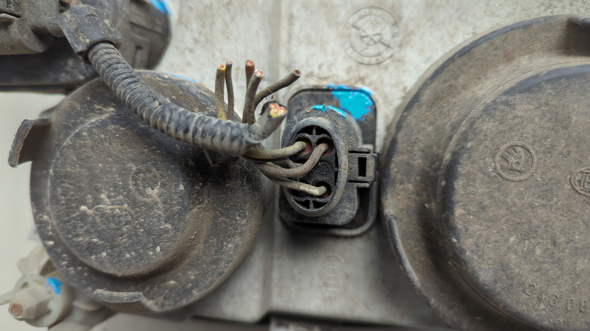 Фара правая