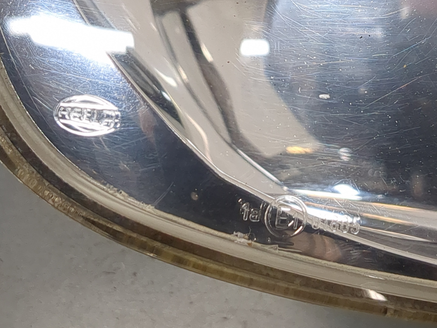 Повторитель на крыло правый