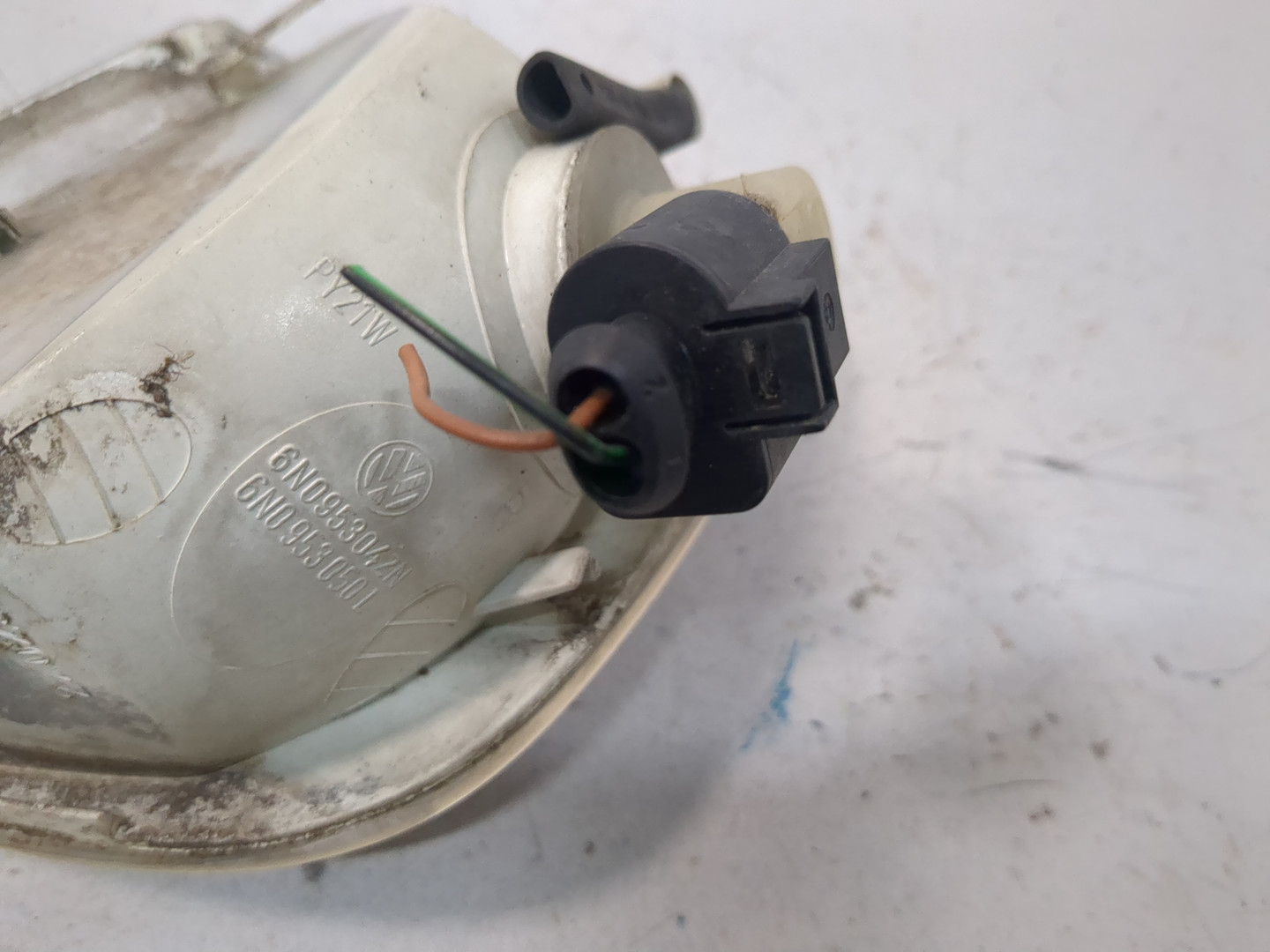 Повторитель на крыло правый