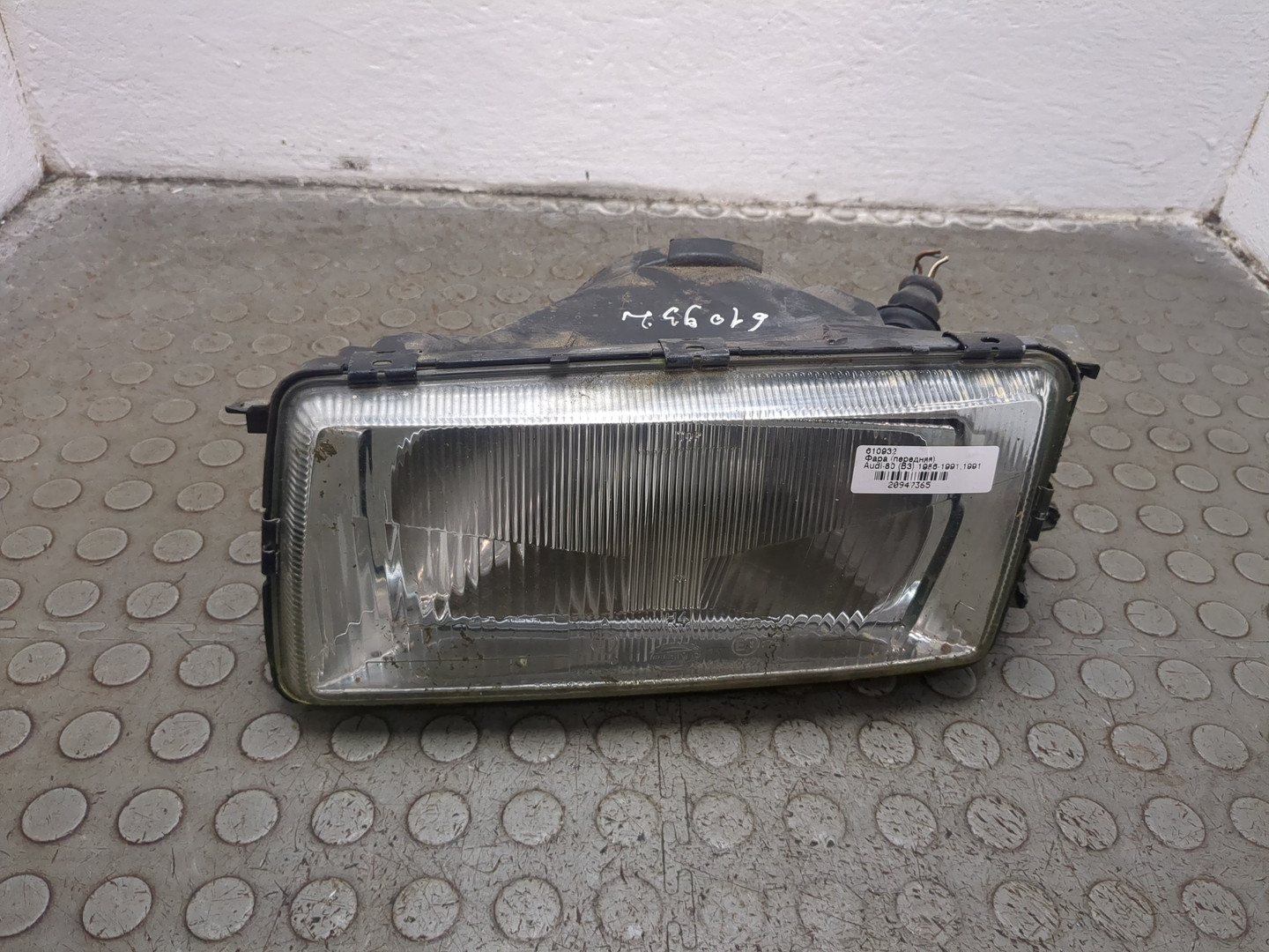Фара левая