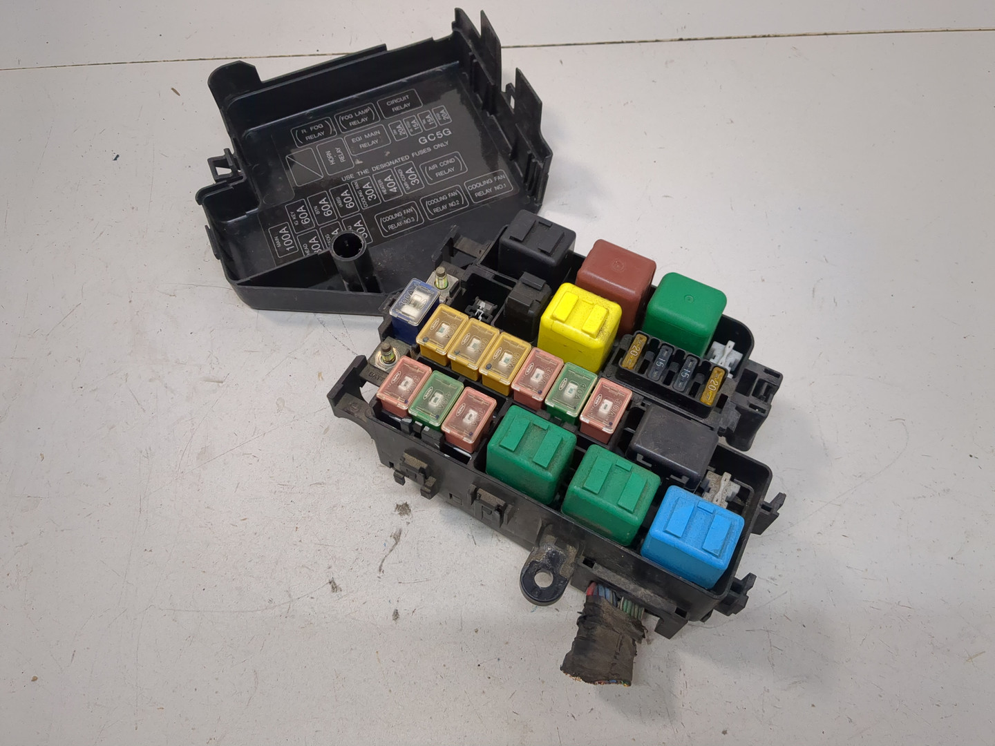 Блок предохранителей