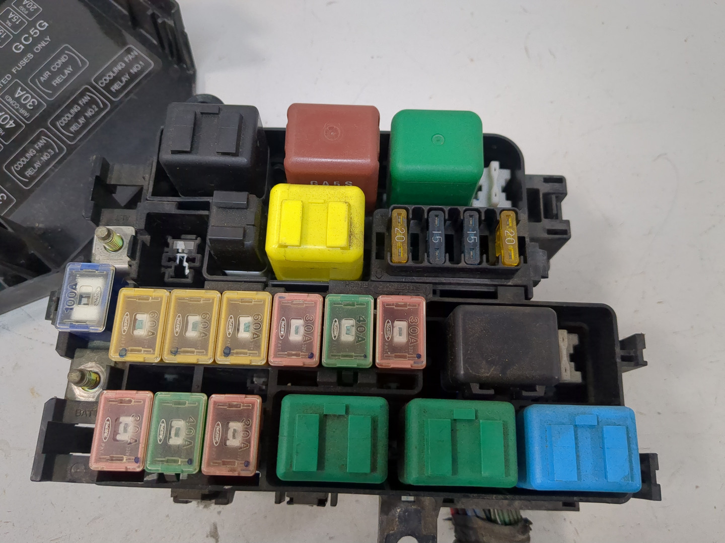 Блок предохранителей