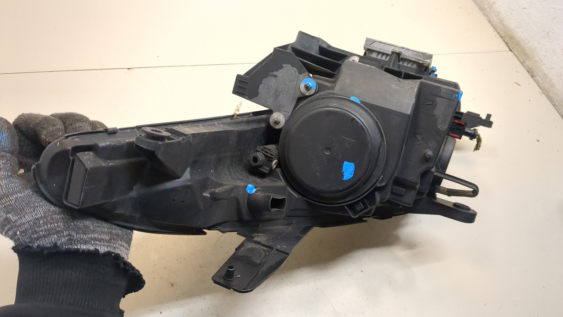 Фара правая