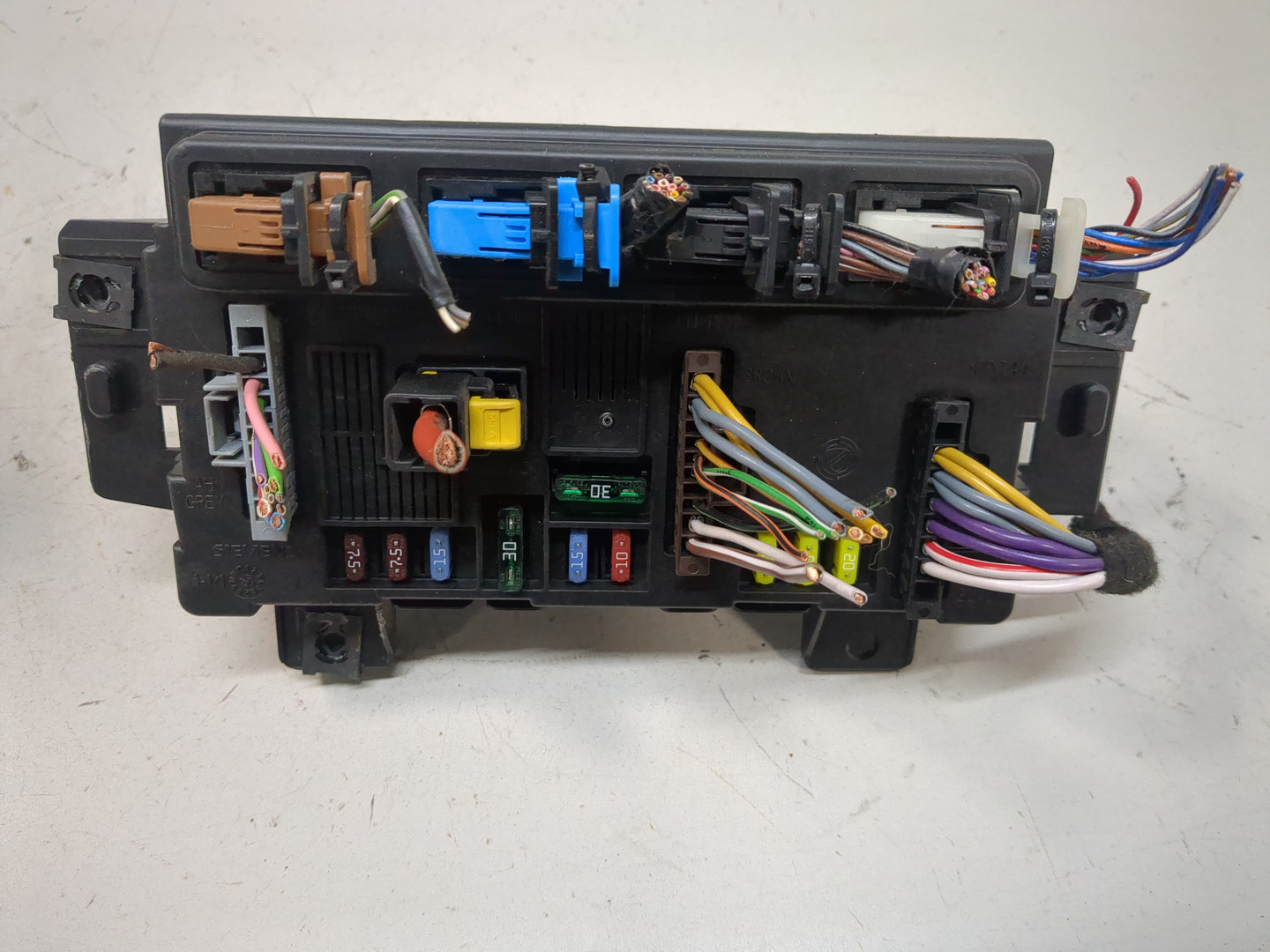 Блок предохранителей