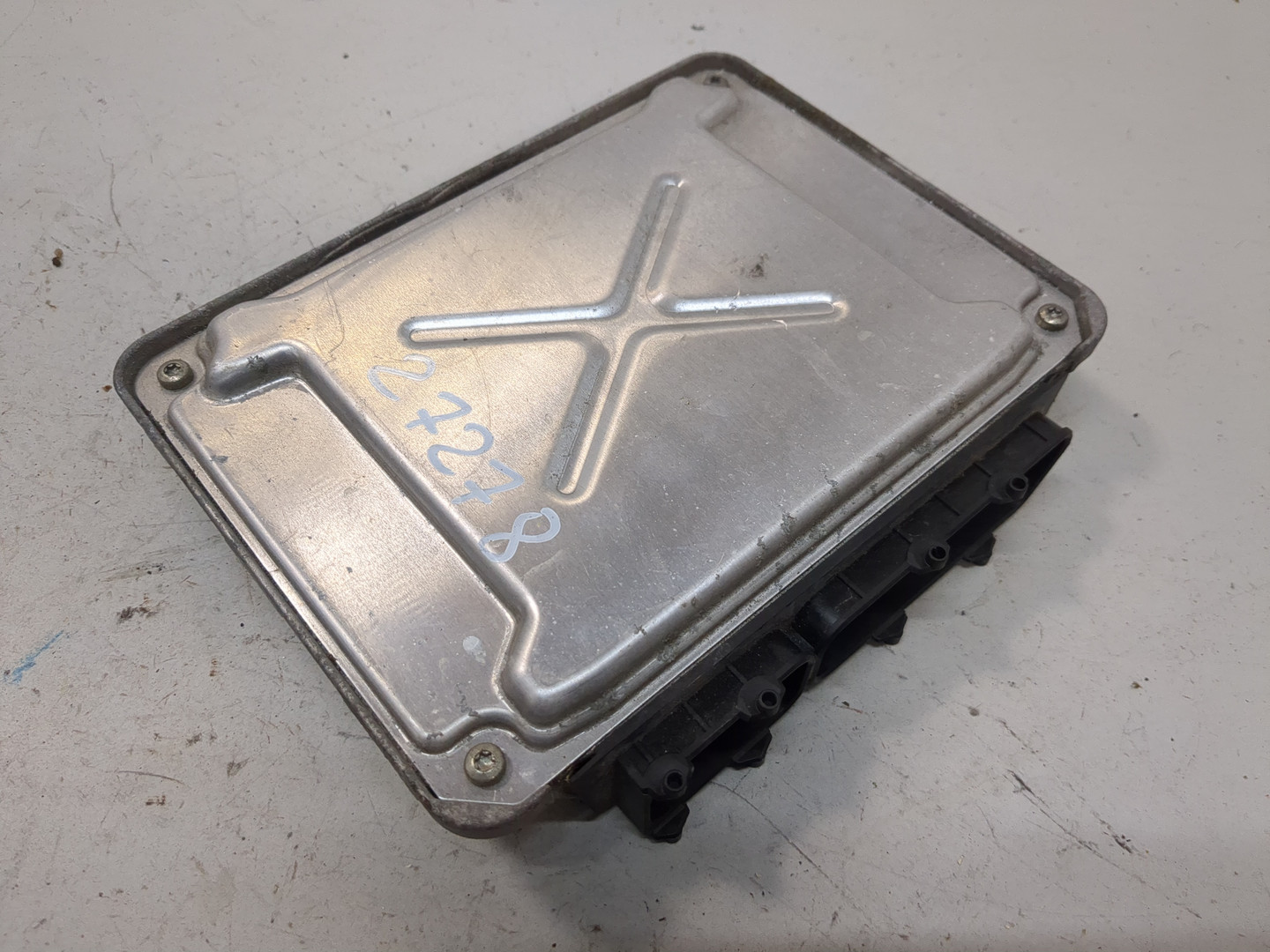 Блок управления двигателем