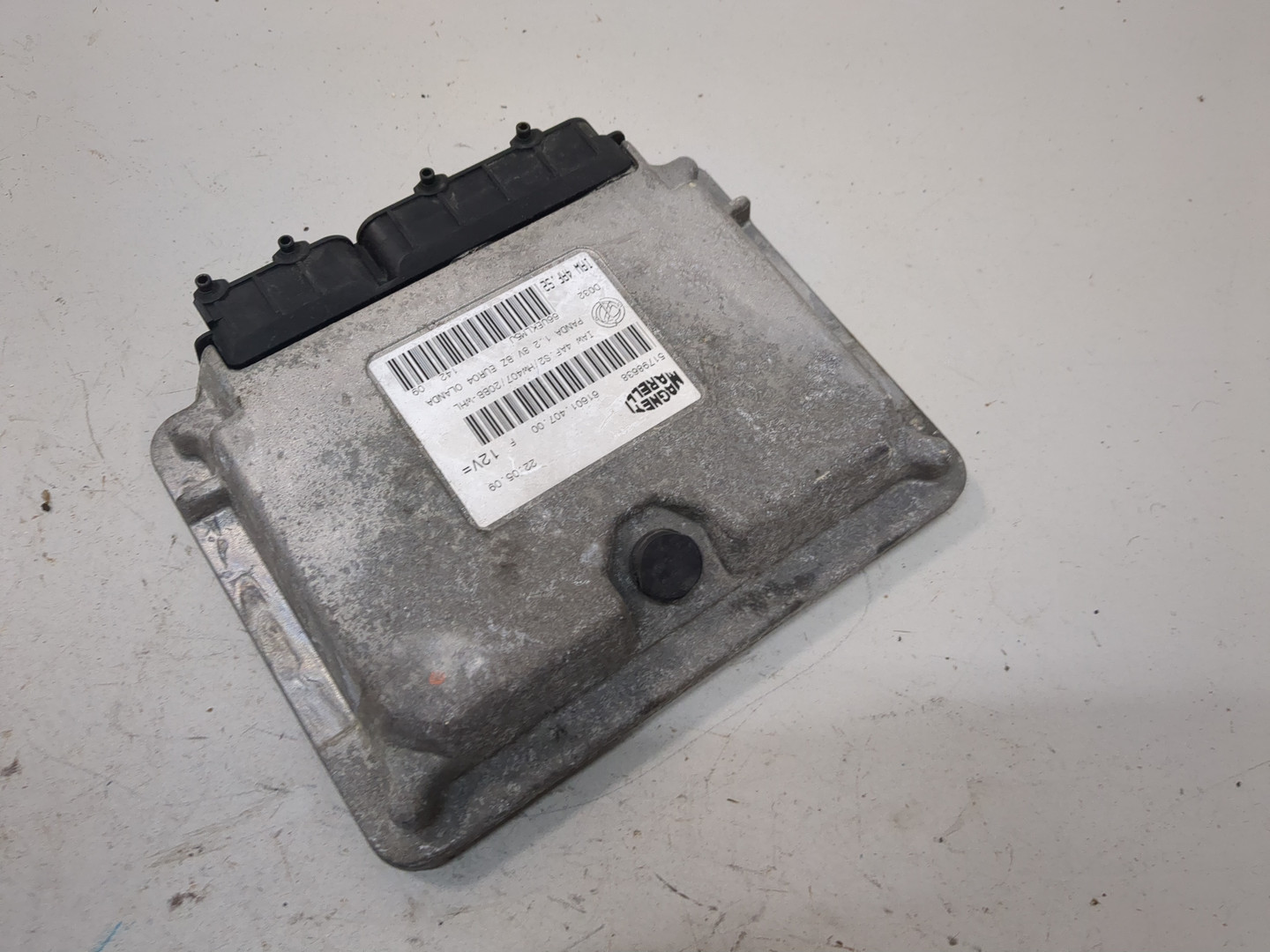 Блок управления двигателем