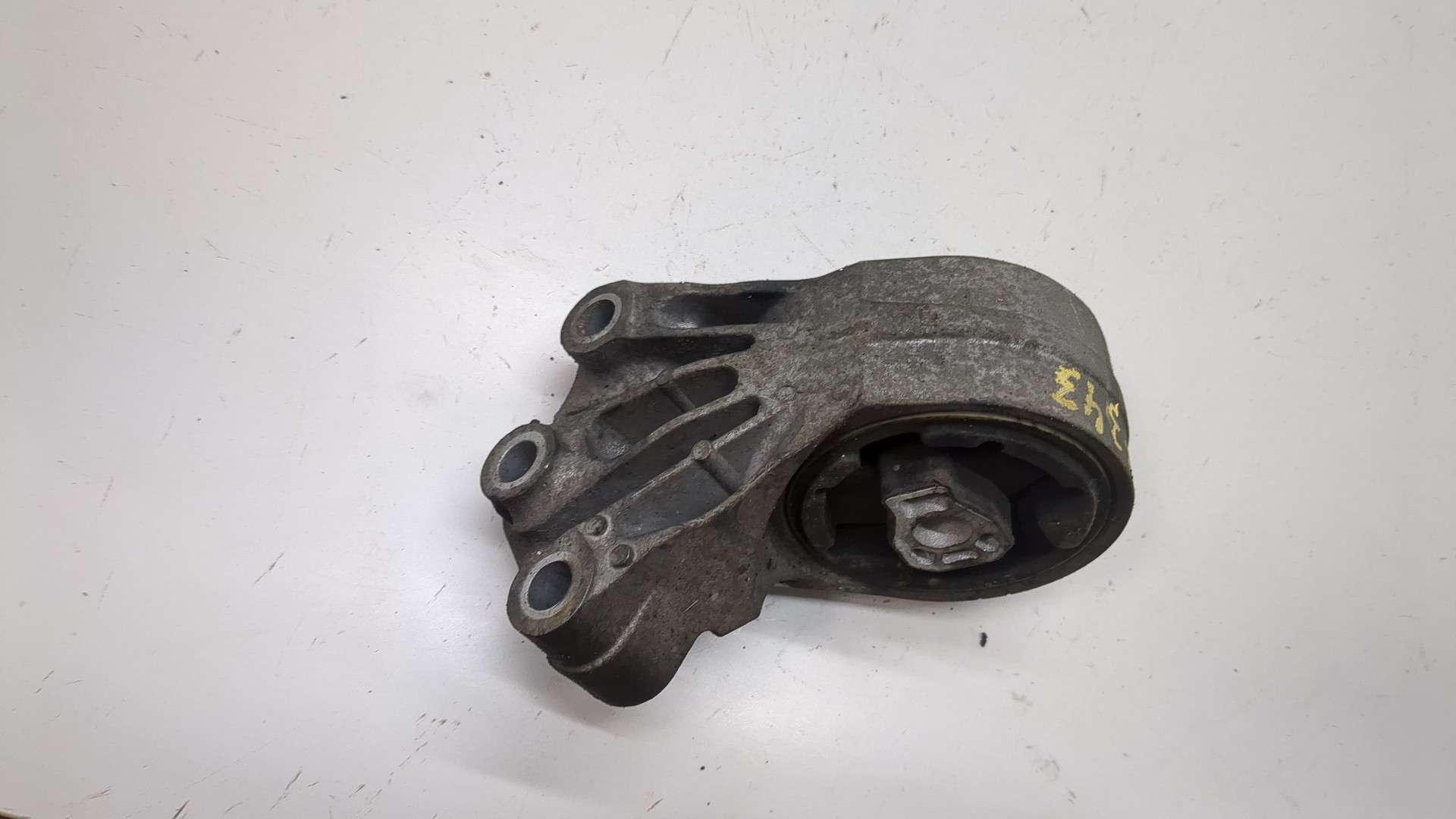 Опора двигателя