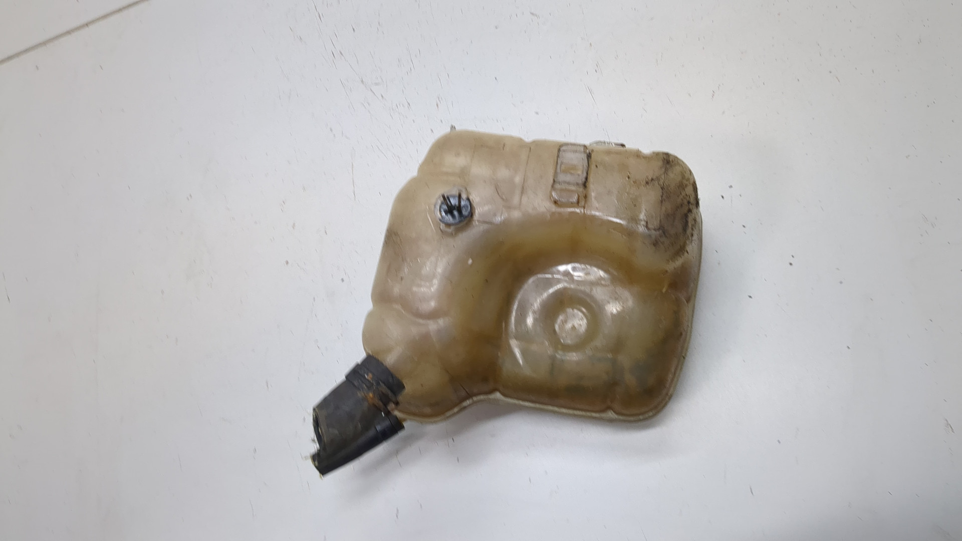 Бачок расширительный